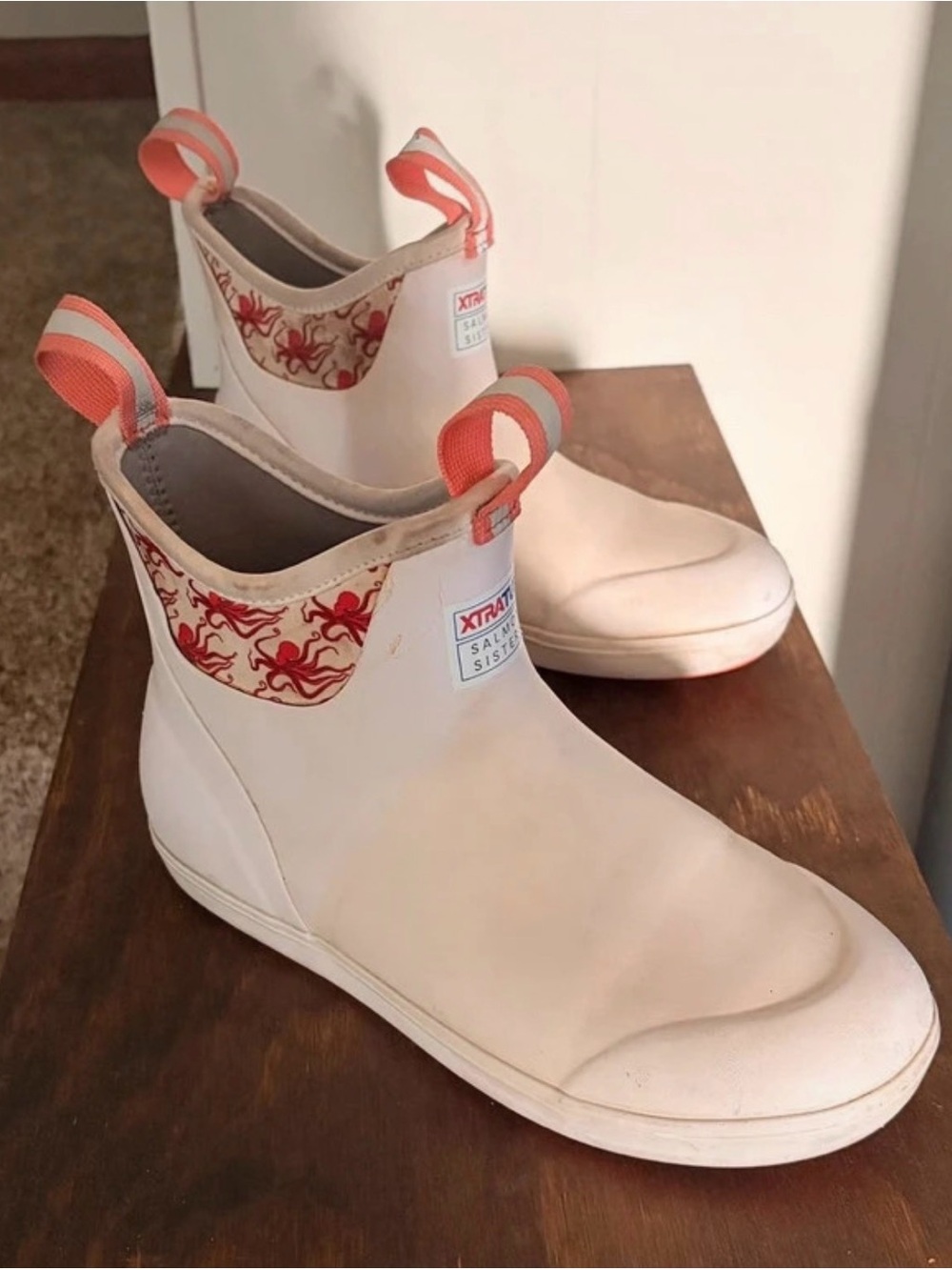 Women’s Cream Waterproof Ankle Deck Boots with Coral Accents
